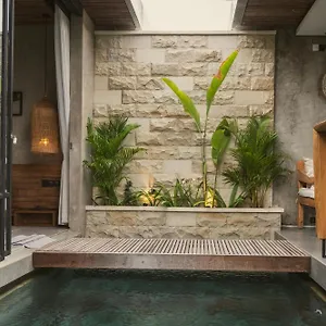 Danu Bali Villa Kerobokan (Bali)