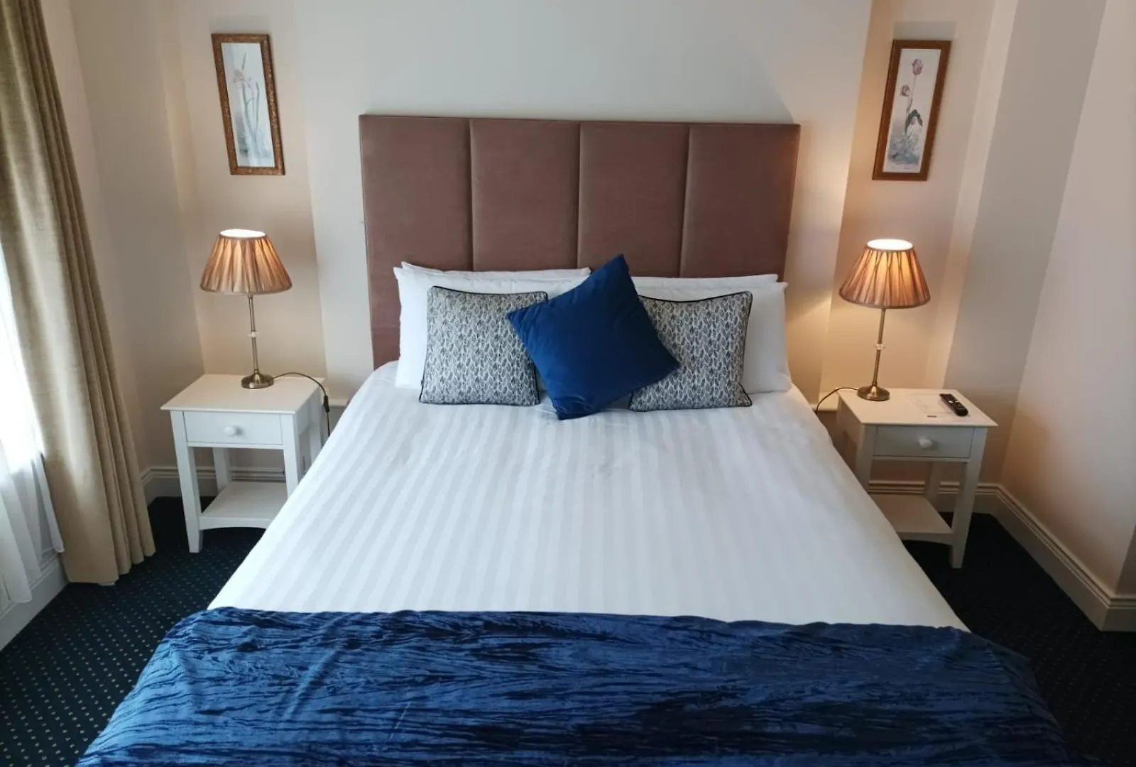 Kingfisher Lodge Killarney 0*,  Ireland